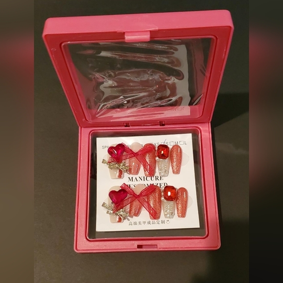 Press on Nails, Full Set, Manicure, Customized, Decorative - Picture 6 of 10